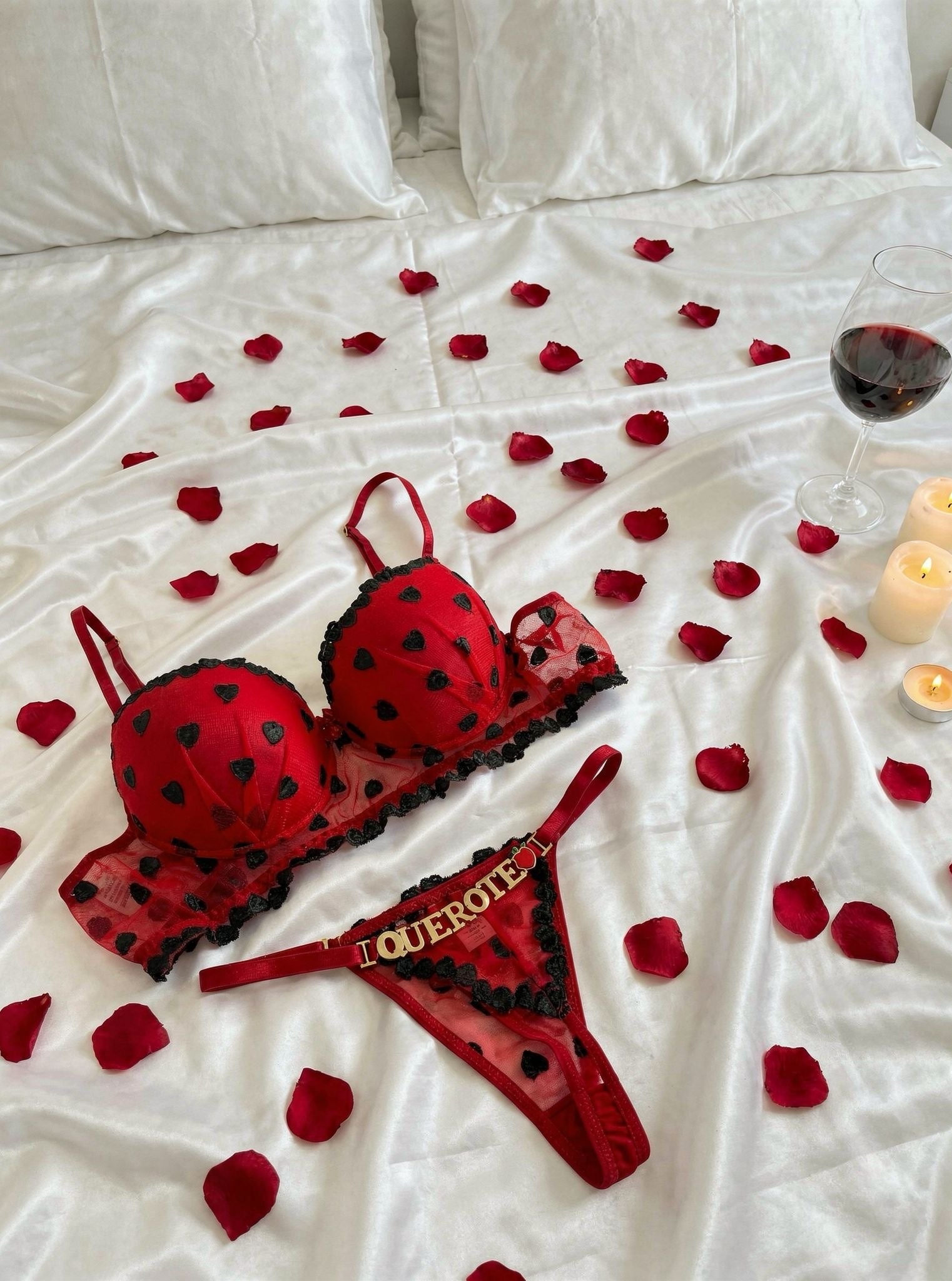 Conjunto Amora Personalizado – Vermelho com Corações 🥰