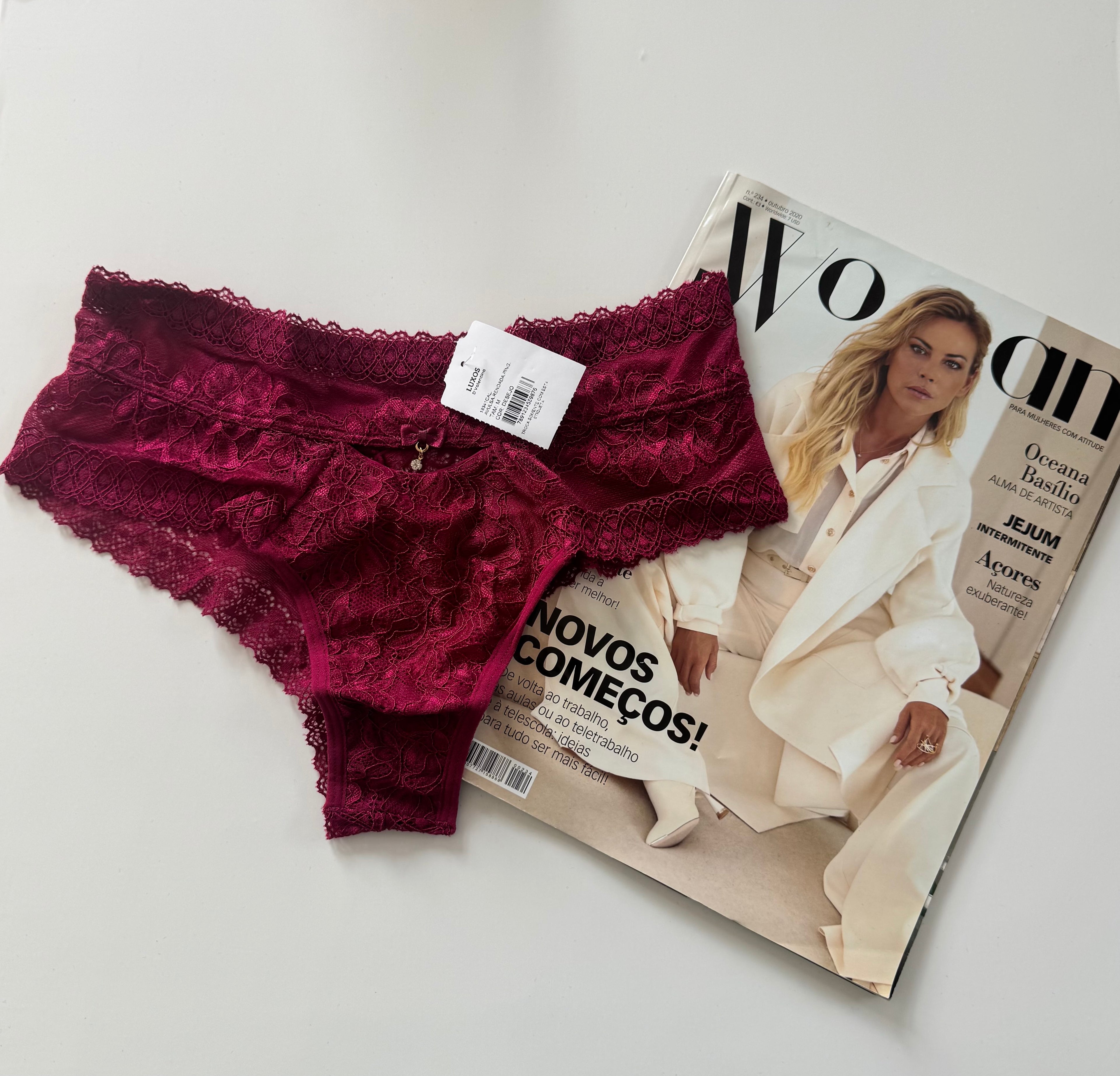 🇧🇷Calcinha Dora toda em Renda